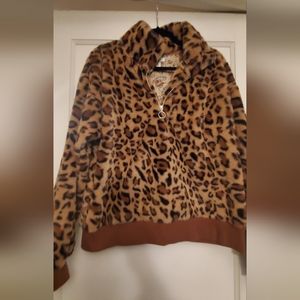 9 West Leopard Pullover